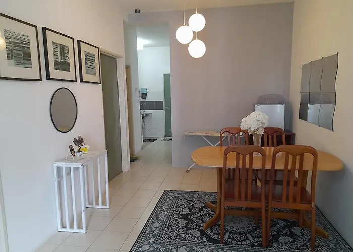 Thea\'S Homestay
